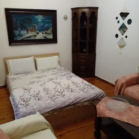 Appartamento Sikies Comfort Aprts With Balcony