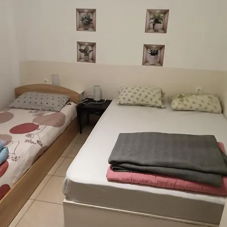 Sikies Comfort Aprts With Balcony Appartamento