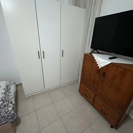 Sikies Comfort Aprts With Balcony سالونيك